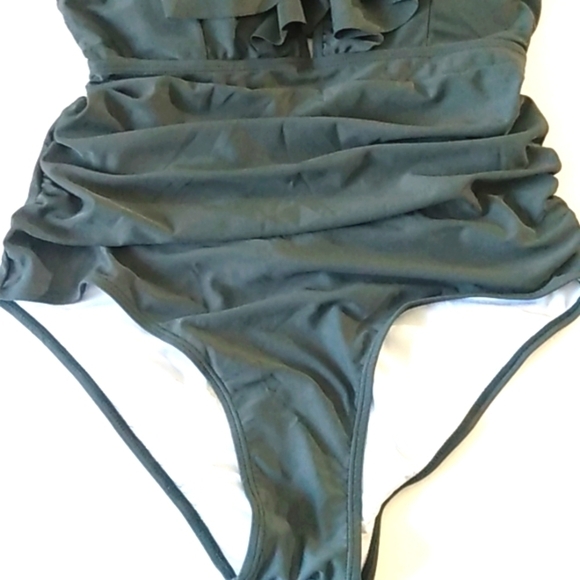 PLUNGE V-NECK MONOKINI Green Ruffle Trim Lace Up Back Ruched Swimsuit SIZE LARGE - Picture 10 of 15
